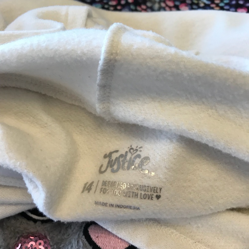 Mouse sweat shirt
